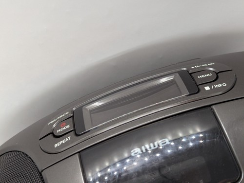 READ DESCRIP Aiwa BBTC-660DAB/BK portable boombox DAB radio CD player speaker - Picture 7 of 14