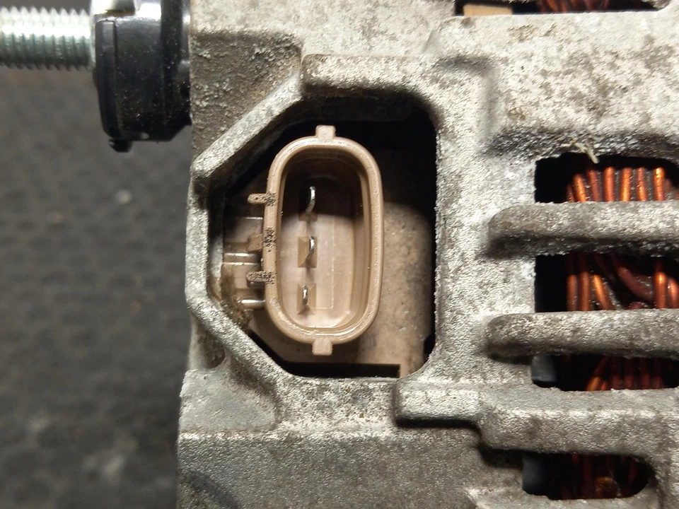NISSAN JUKE Alternator 2010-2019 1.6L HR16DE - Image 3 of 4