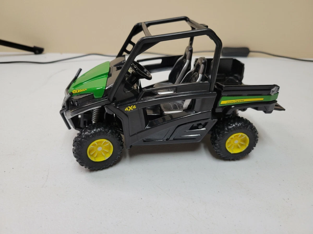 Ertl John Deere Gator RSX 850i Side by Side UTV Diecast