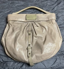 marc by marc jacobs standard supply workwear hobo bag in grayish/pink