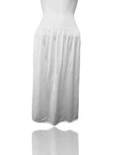 Vtg Vanity Fair Sz Med TT/26" Half Slip, White, Split. L-6