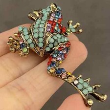 1PC Frog Brooch Vivid Animal Pin Full Glasses Design Alloy Material Green Color
