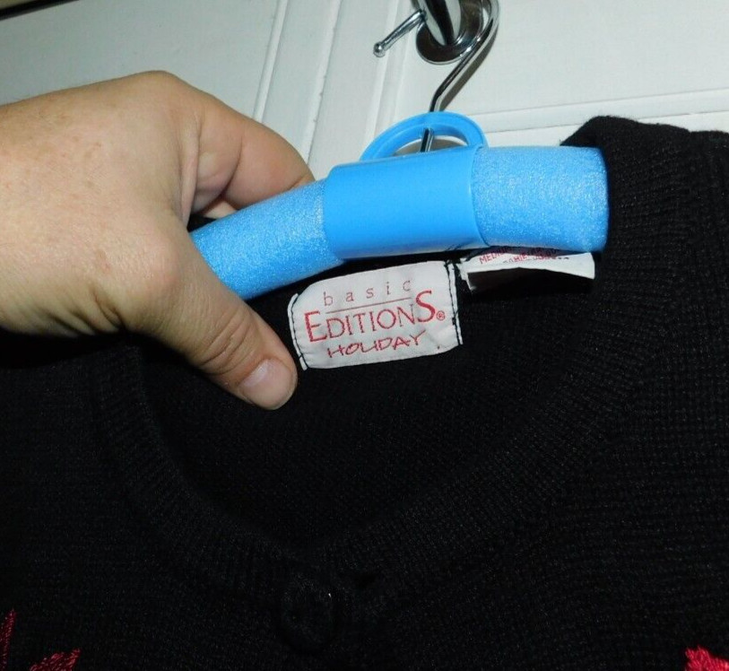 PREOWNED BASIC EDITIONS WOMENS MED CHRISTMAS SWEA… - image 3