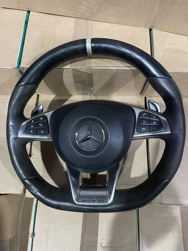 Mercedes C63 S AMG W205 Steering Wheel Complete Leather + Stripe 2018 - Picture 3 of 3