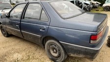 Pare-brise Peugeot 405