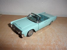 Franklin Mint 1961 Lincoln Continental Convertible 143