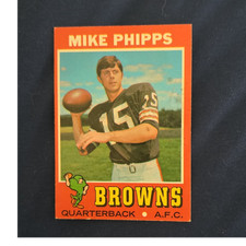 Topps 1971 Series Mike Phipps #131 Rookie Cleveland Browns Football Card
