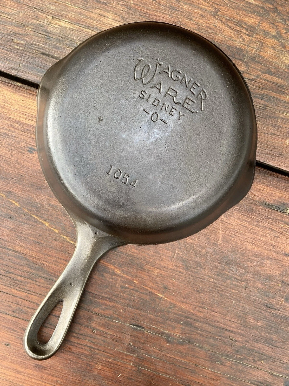 Wagner Ware Cast Iron #4 Smooth Bottom Skillet