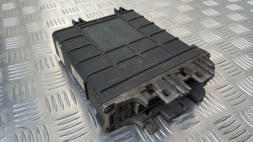 Steuergerät Motor Computer (Motorsteuergerät) für Audi 80 UK372437-77