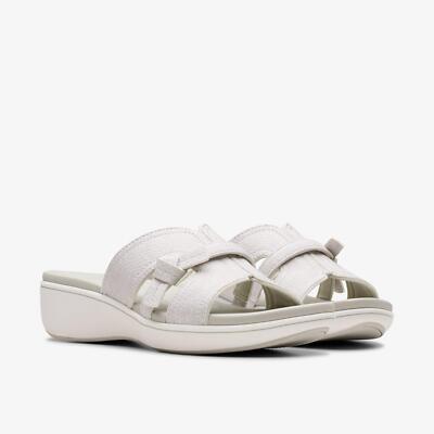 (取寄) クラークス レディース ブリーズ ラエ ミア Clarks women Breeze Rae Mia Off White Interest Synthetic Clarks Women's Breeze Rae Mia Off White Interest 26181862 | eBay