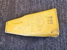 CAT 9W-2451 Ripper Tip For Track-Type Tractor D9R D8R II D9N D8 D8T D8R D8L D8GC