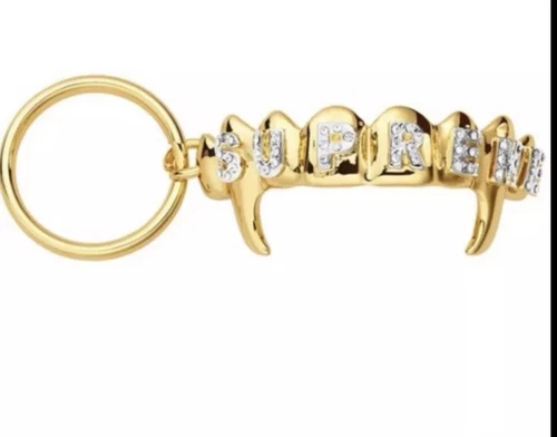 NEUF Porte clés Supreme Fronts Grille Plaqué Or 24K avec Crocs SS19 Hype Streetwear