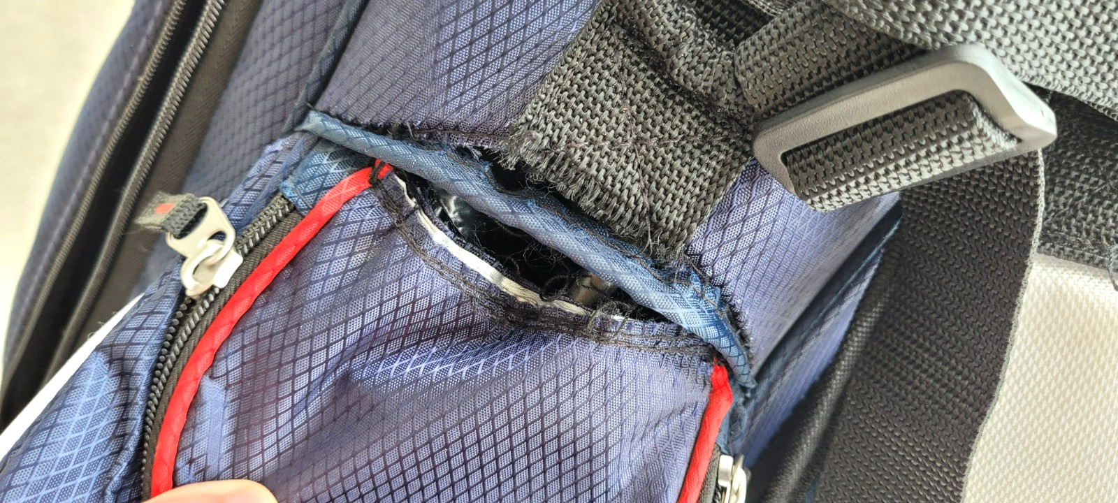 CLUB CHAMP Ultra-Lite 7-Way Golf Stand Bag with Dual Carry Straps & Rain Cover