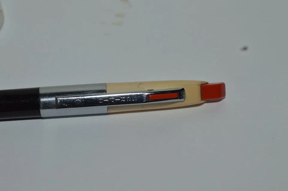 SCRIPTO 100 Ballpoint Pen White & Black Square Clicker In Clip USA CA 1960's 70s - Image 2 of 4