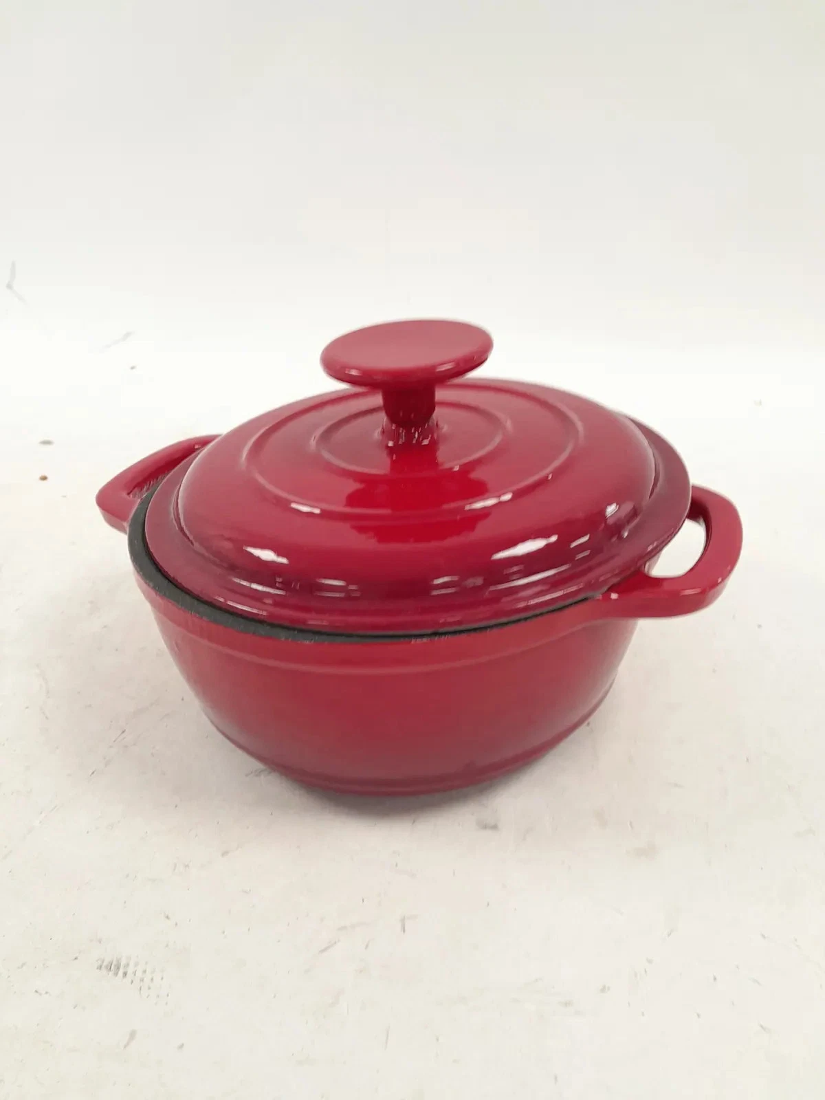 Red Cast Iron Casserole Dish with Lid Round Dutch Oven Ernesto 7" Diameter