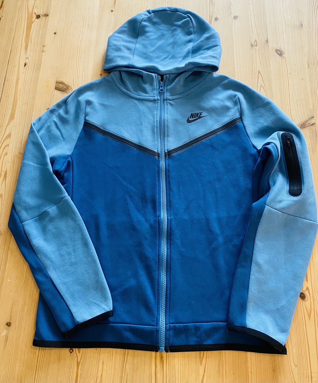 Nike Tech Fleece Tracksuit Junior XL RARE eBay