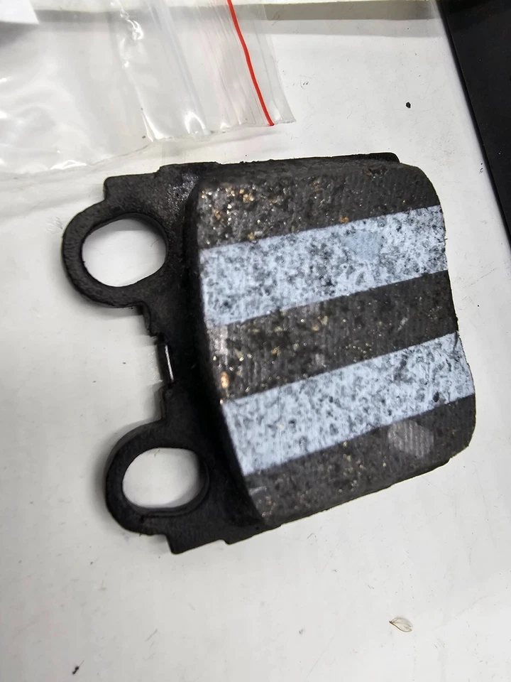 Pastilla de freno de disco PXD771H para 98-10 Lexus GS300 GS400 GS430 IS300 SC430 Foto 3 de 4