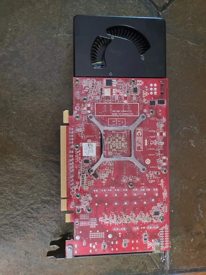 AMD Radeon RX 570 4GB GDDR5 Gaming Graphics Card - Image 3 of 4