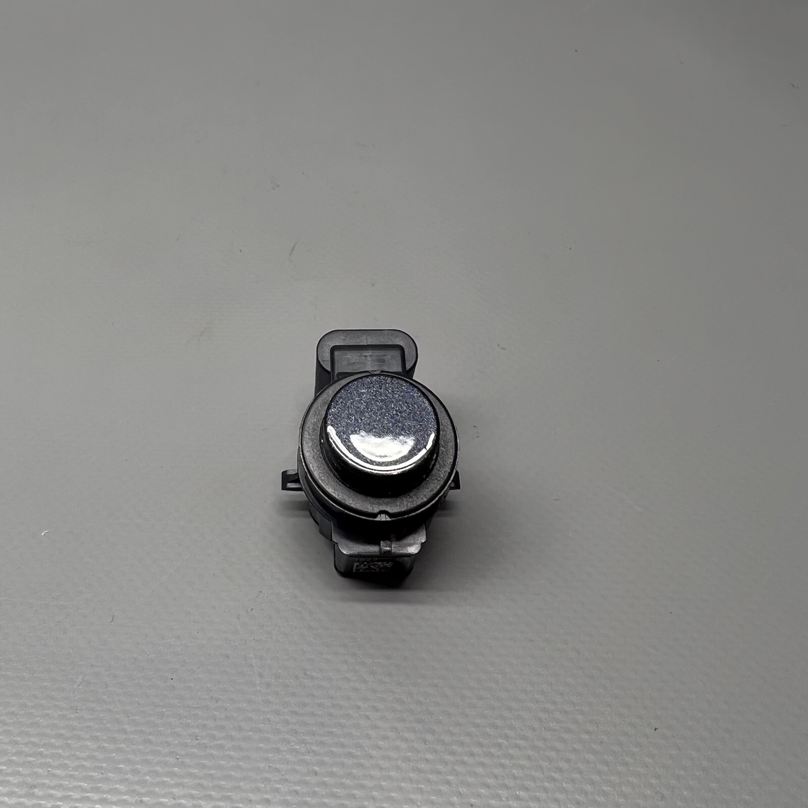 TESLA MODEL S X PARKING SENSOR 2016 2017 2018 2019 2020 OEM 1048473-10-A