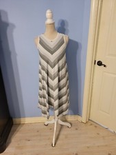 Mossimo Size Xsmall Dress Womens Gray Sleeveless Shift Round Neck 