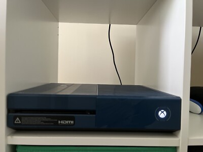 Microsoft Xbox One - 1 TB Limited Edition Konsole Forza [Blau] Plus 2 Controller