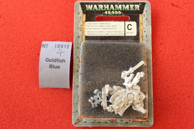 Games Workshop Warhammer 40k Space Wolf Wolves Rune Priest Metall Figur WH40K GW