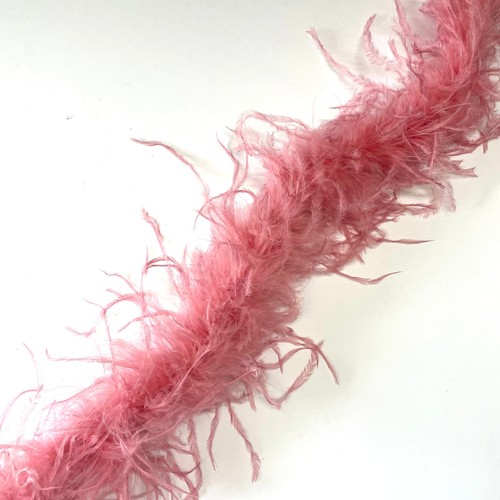 Ostrich & Marabou Feather Boa Trim per 10cm - Dusty Pink - Foto 1 di 3