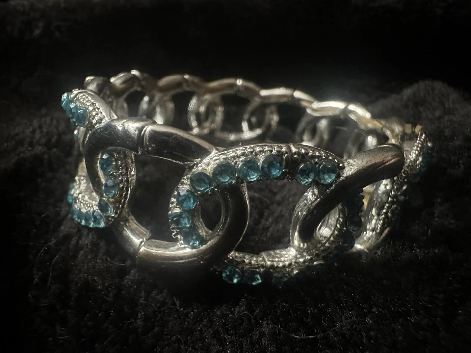 Pulseira de corrente de prata com pedras de água-marinha elástica tamanho único aço inoxidável - Imagem 3 de 4