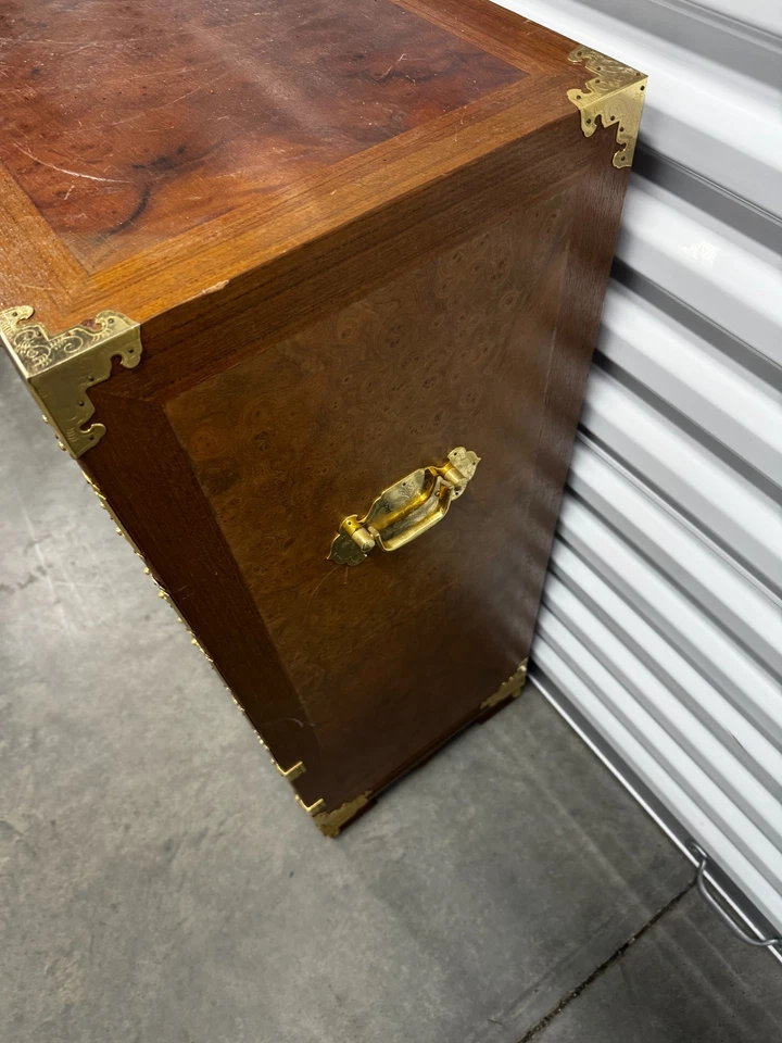 Armario de boda vintage coreano olmo burl encuadernado en latón bandaji eruditos fieltro Foto 4 de 4