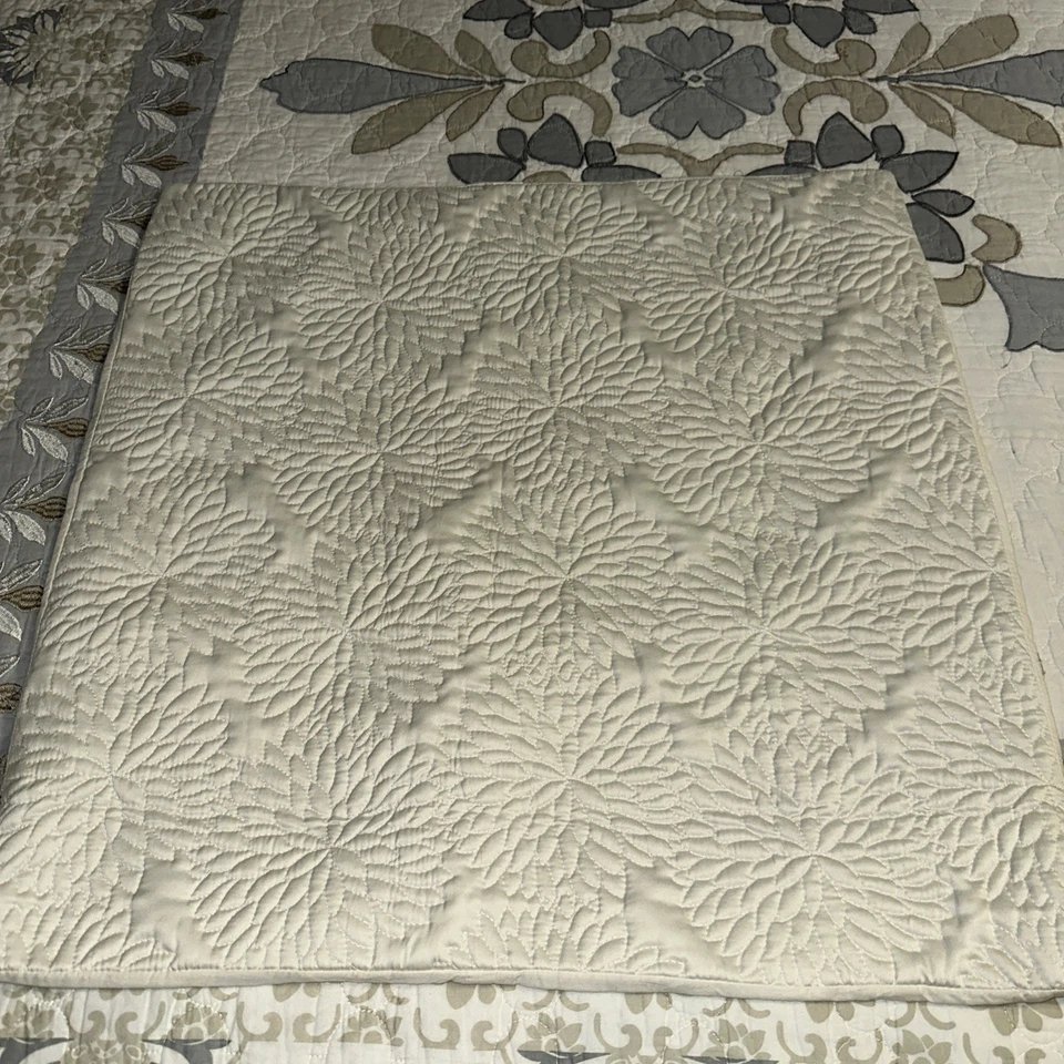 DKNY Euro Sham Chrysanthemum Floral Creamy White 26x26 - Image 2 of 4