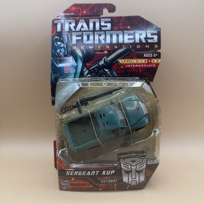Transformers Generations Sergeant Kup Deluxe Class Action Figure NEW 2010
