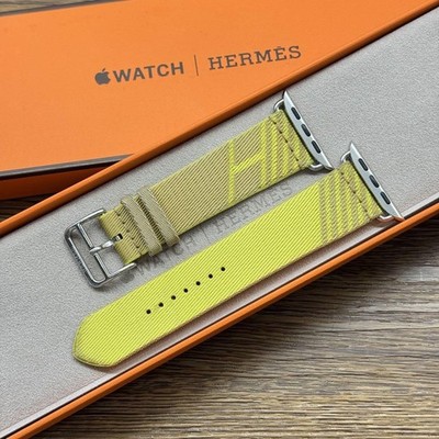 1646 Apple Watch エルメス　イエロー　ライム　HERMES Apple Watch Hermes Strap 49/46mm 42/44/45mm Yellow Jumping Single
