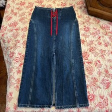 Early 2000s Tommy Hilfiger Y2K dark blue fade denim skirt embroidered layers