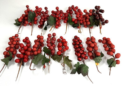 16 Red Berry Picks Stems Floral Christmas Crafts Artificial Decorations 7''