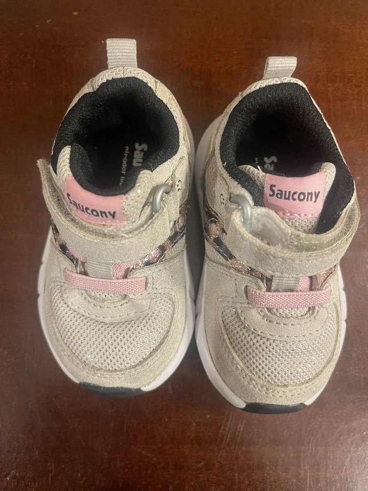 SAUCONY Niño Bebé JAZZ Gancho Lazo LOW PRO Tenis Rosa Gris Talla 4M Foto 2 de 4