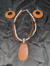 layered necklace Wood Pendant shell beads Matching wood Earrings