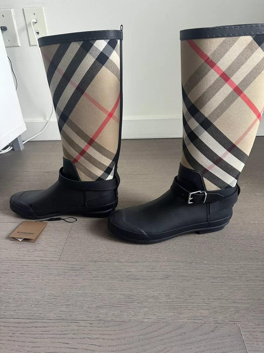 Burberry hotsell touch boots