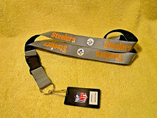 NEW REFLECTIVE FOOTBALL PITTSBURGH STEELERS NFL LANYARD, KEY CHAIN, ID HOLDER 