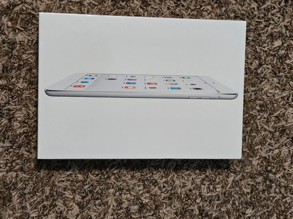 Sealed Box - Apple iPad Mini A1432 16GB Wi-Fi - White (MD531LL/A) 2012 - New - Image 2 of 3