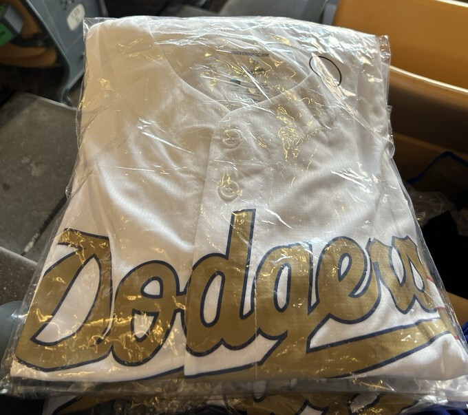 Dodgers ユニフォーム ゴールドプレイヤーEDAMN 25 los-angeles-dodgers-youth-