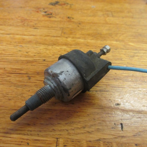 NOS WARNER CARBURETOR FAST IDLE SOLENOID NEW NOS VINTAGE OBSOLETE