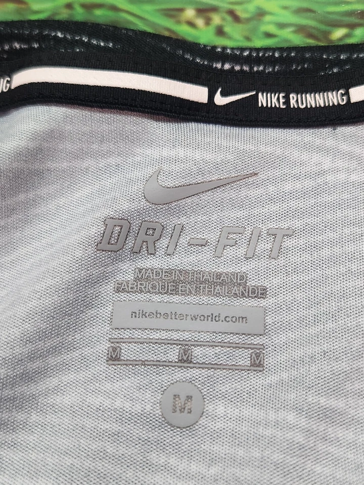 Camisa NIKE Running Miler Para Mujer Talla M Negra Dri-Fit Atlética Correr Gimnasio Foto 2 de 4