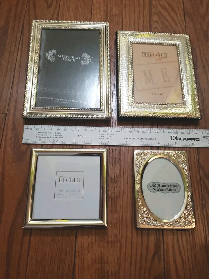 Lote De Colección De 4 Marcos De Fotos Plateados Estilo Caballete Plateado Foto 4 de 4