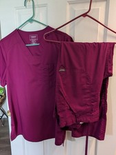 Scrubs Cherokee Workwear Men's color Wine Top  Bottom size Small-Pants 28" ins.