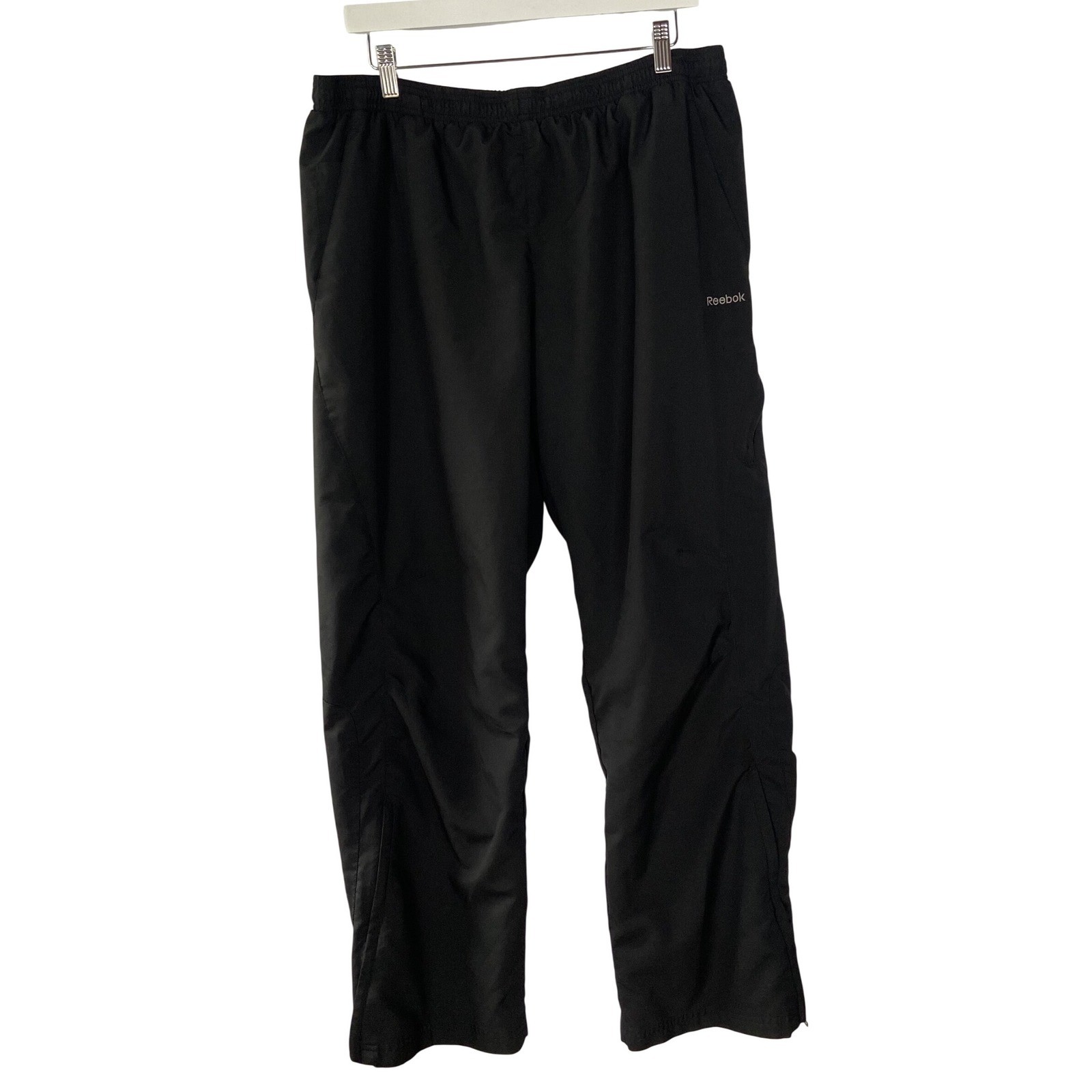 Reebok Mens XL Black Mesh Lined Track Pants Athletic Warm Up Ankle Zip XL