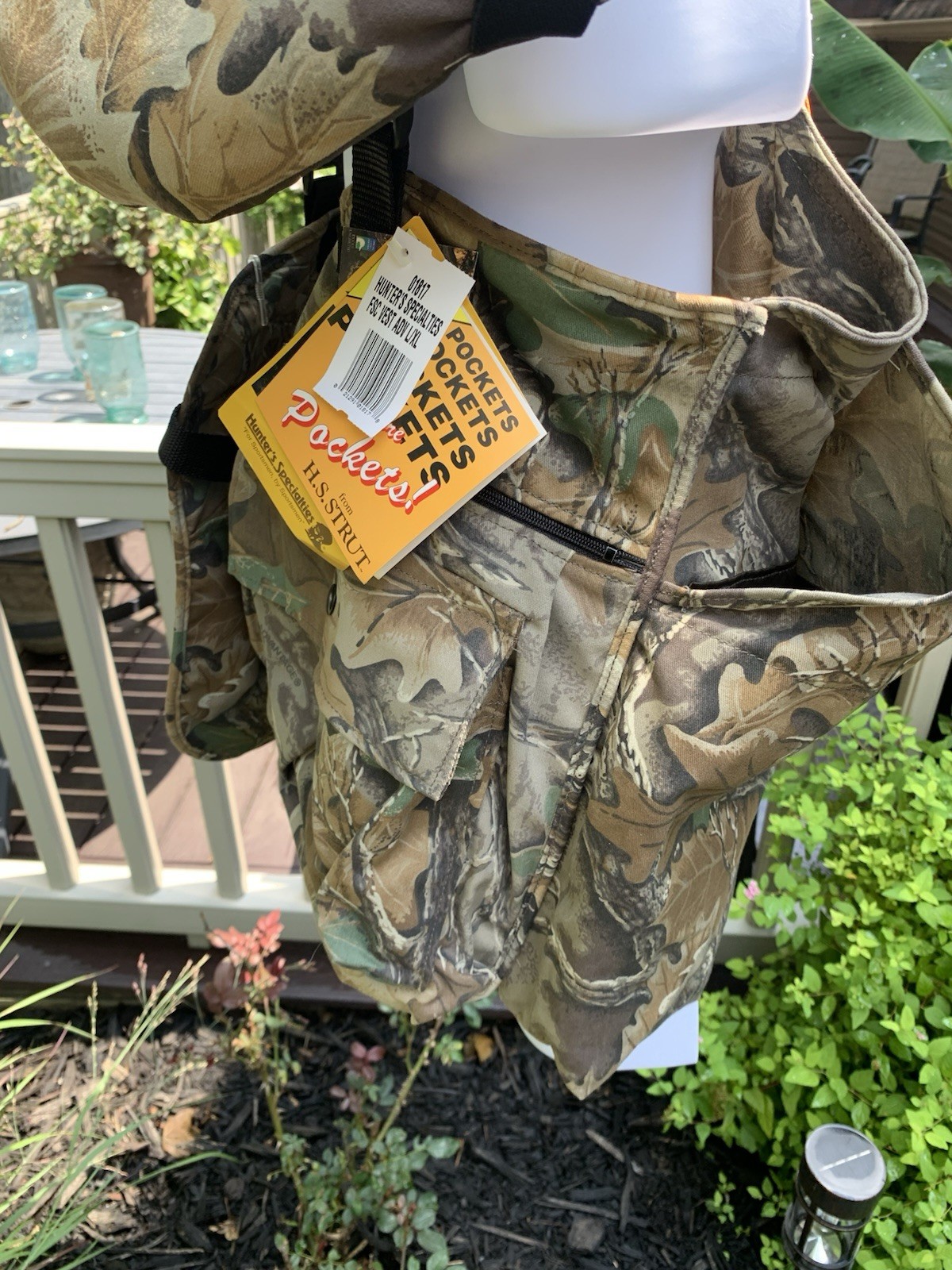 H.S. Strut Turkey Hunting Vest Poly/Cotton Advantage Camo L/XL Seat NWT