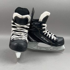CCM Tacks 9040 Size 13Y Youth Hockey Skates
