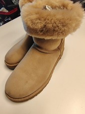 UGG Australia Classic Short Boots Womens 8 Beige Suede Sheepskin Fur Trim