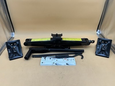2006-2013 Range Rover Sport Jack Kit Tools Tire Change Chocks Emergency.