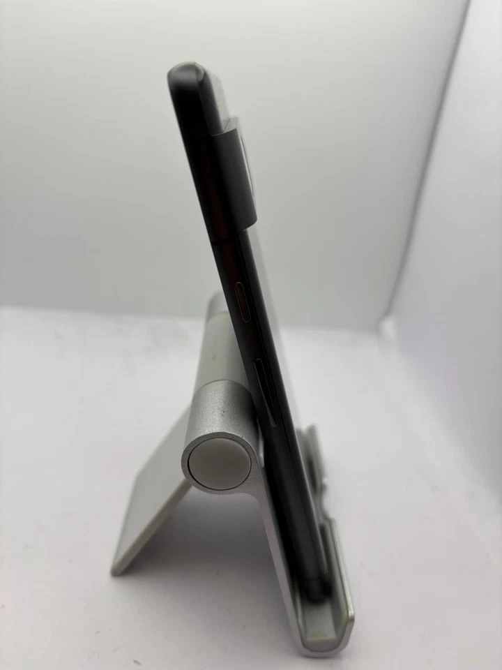 Google Pixel 7 GVU6C - 128GB - Nero Ossidiana - Immagine 3 di 4